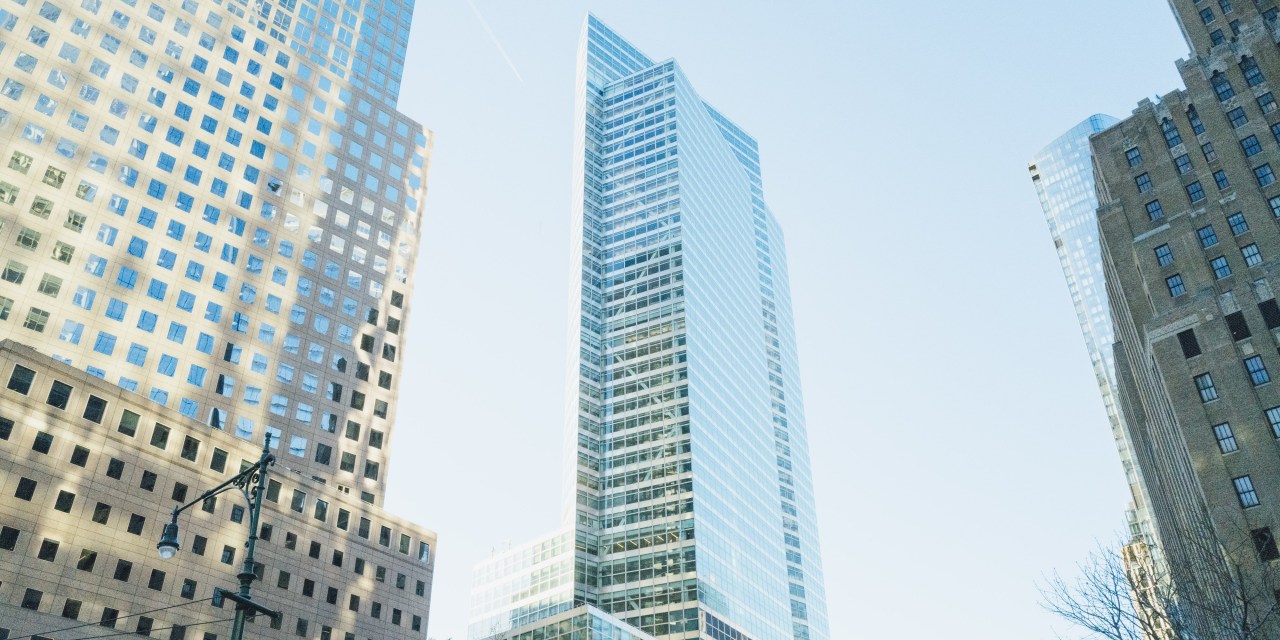 Goldman Sachs Reports Record Quarter in Banking and Trading - WSJ